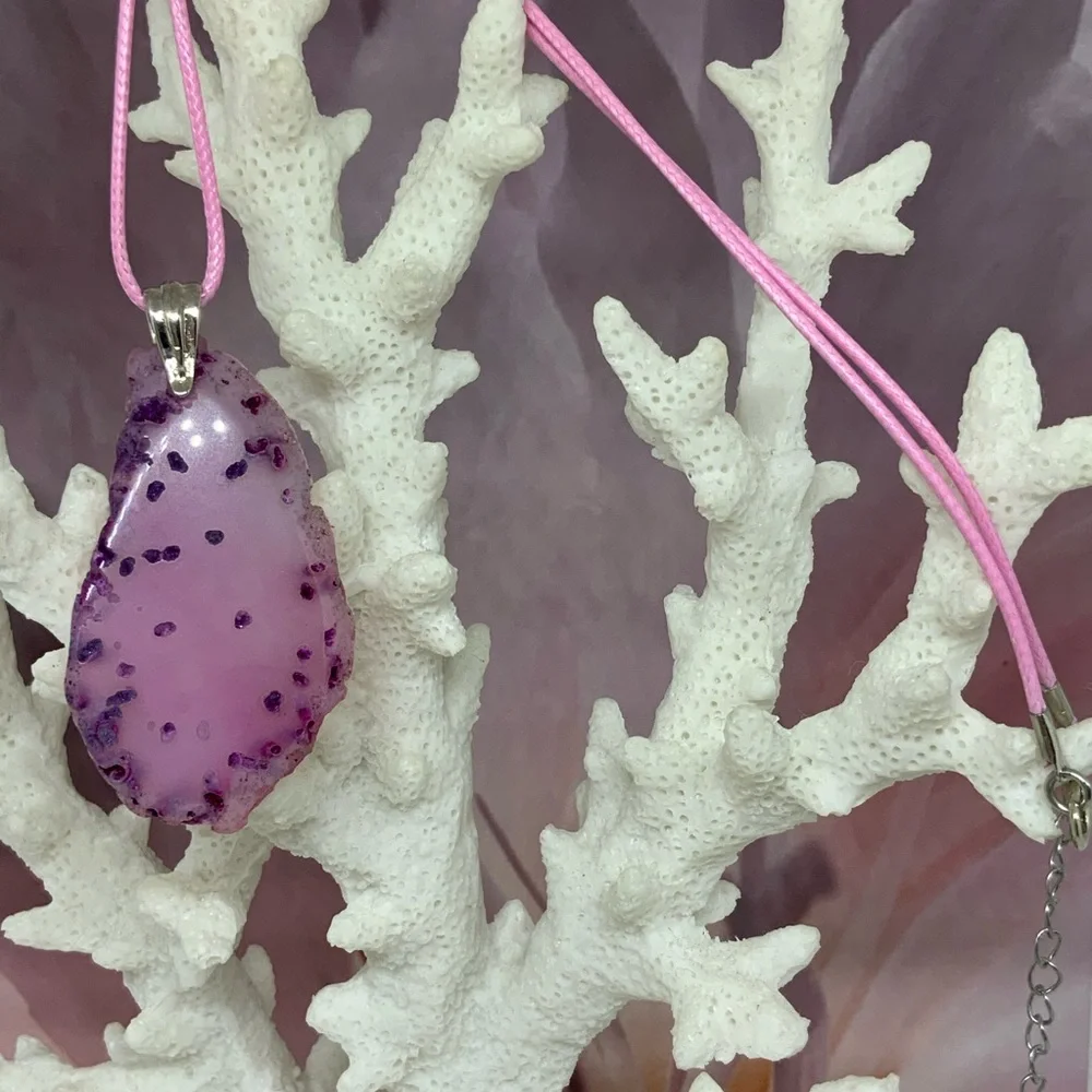 Pink and Purple Agate Necklace on Waxed Cotton Cord - Handcrafted - Picture 3 of 10